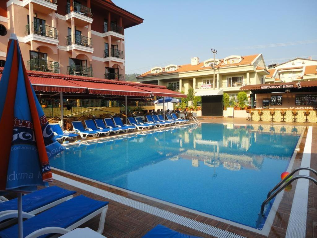 Club Chicago Hotel Marmaris Exterior foto